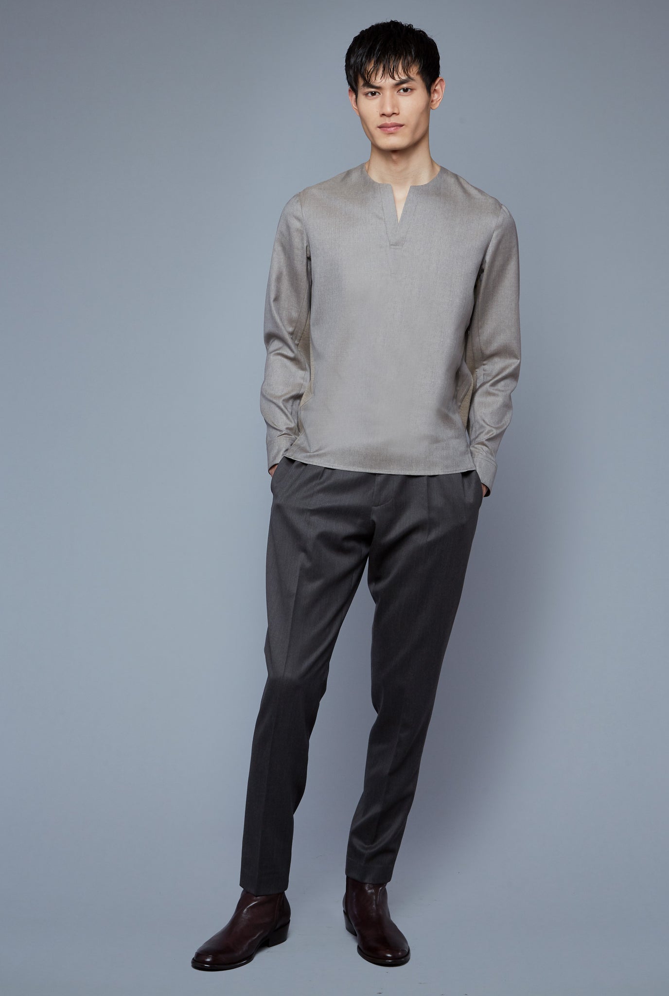 Front View: Model Qiang Li wearing Woven Henley