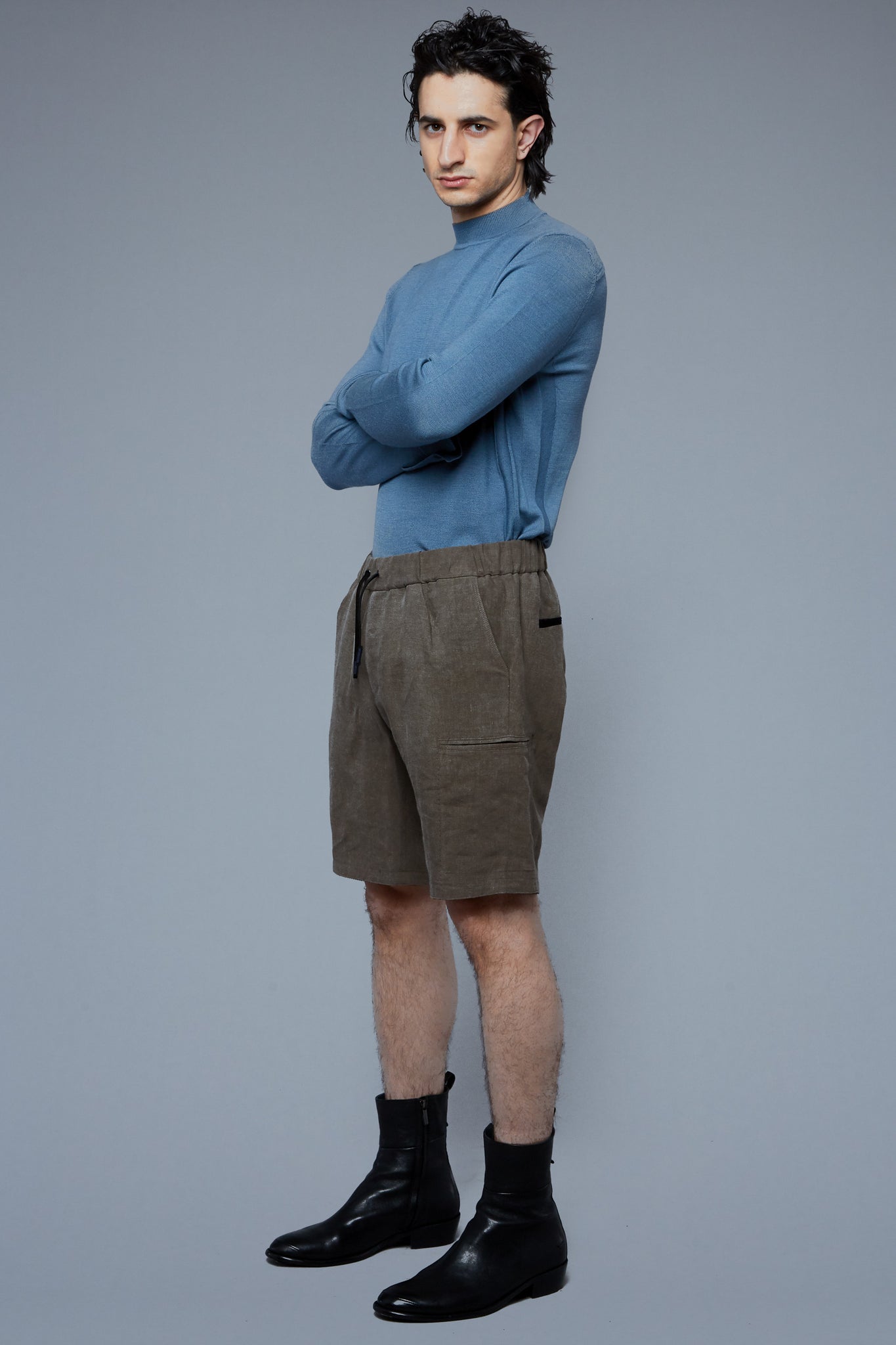 Three Quarter View: Model Asher wearing Lounge Shorts