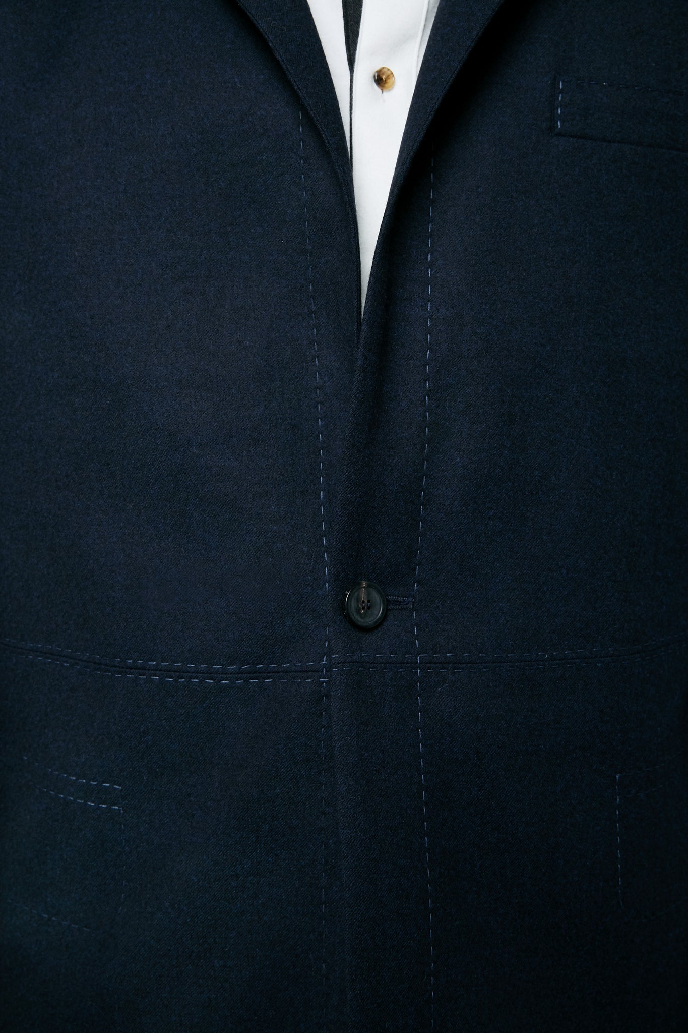Detail View: Model Qiang Li wearing Architect's Jacket