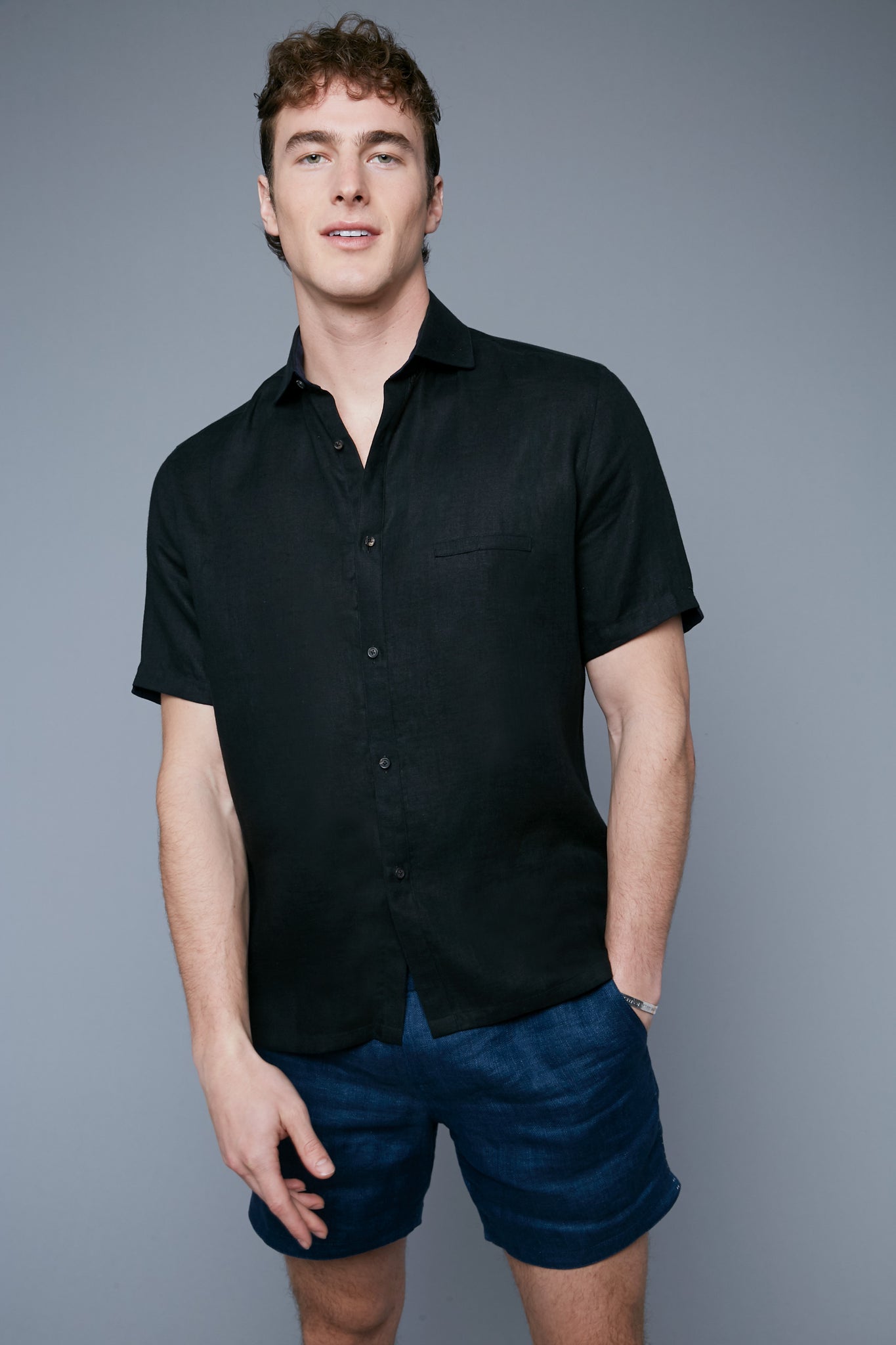 Mood View: Model Hans Weiner wearing Aloe Linen Shirt