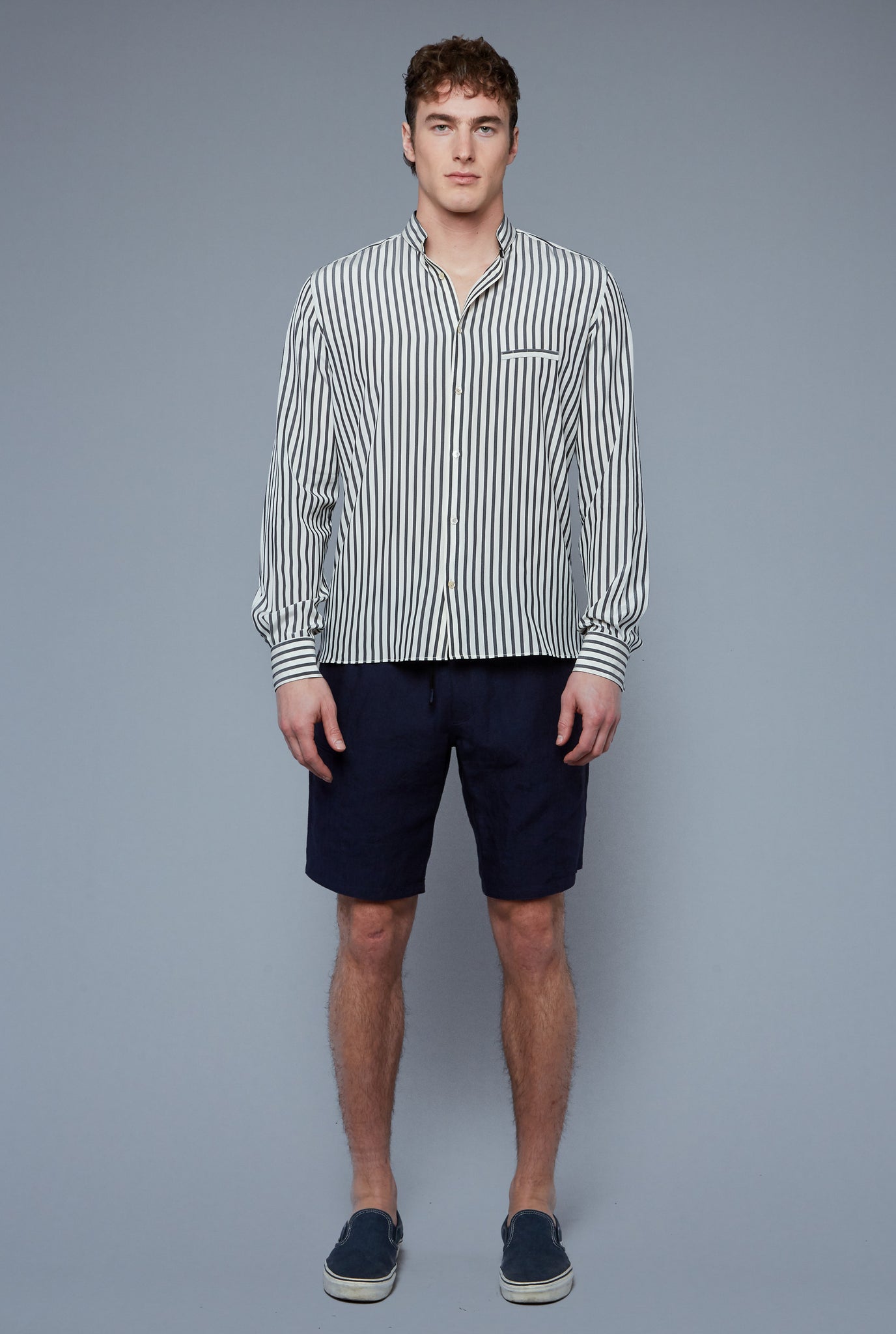 Front View: Model Hans Weiner wearing Silk Mercer Shirt