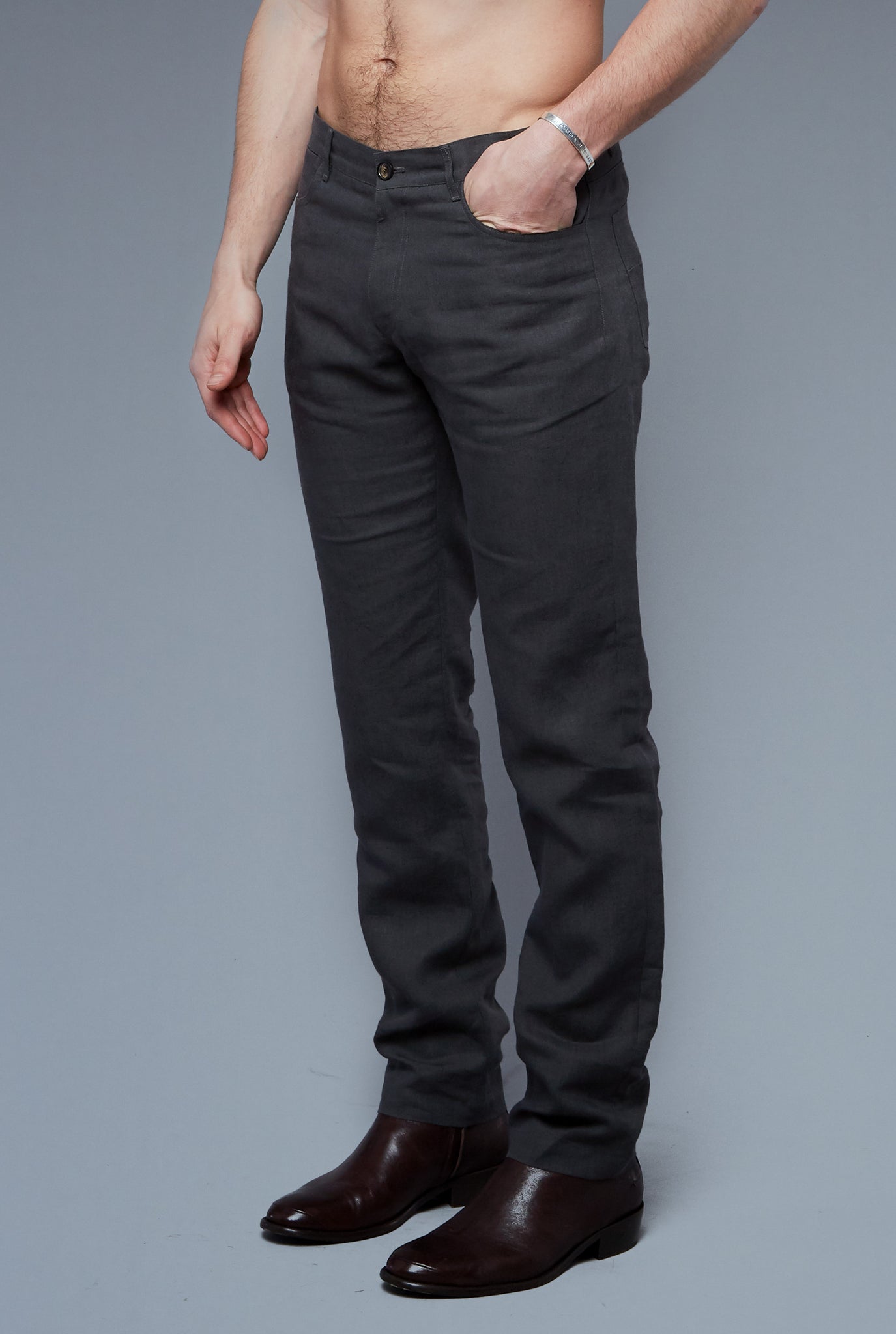 Three Quarter View: Model Hans Weiner wearing Linen 5 Pocket Pants
