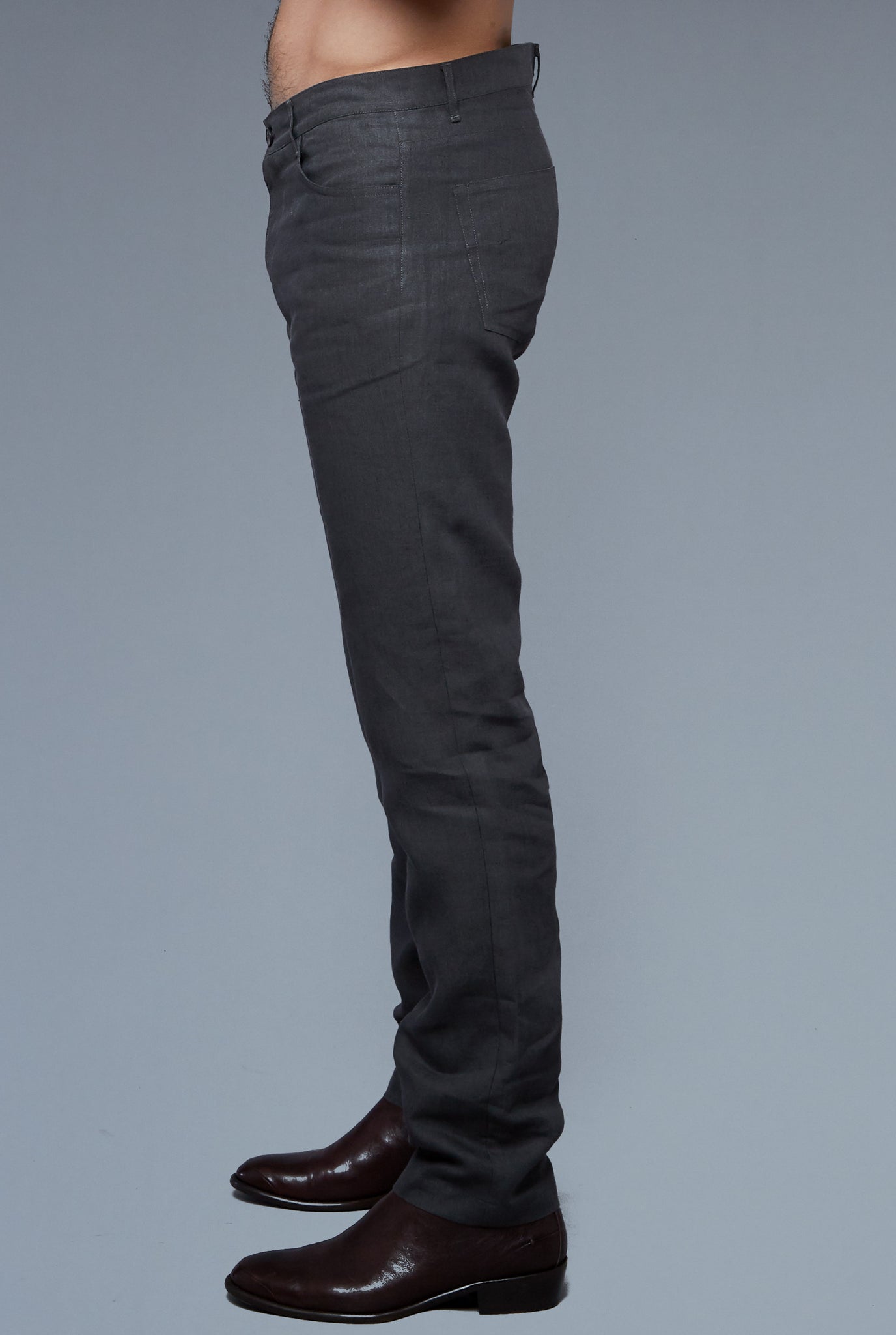 Side View: Model Hans Weiner wearing Linen 5 Pocket Pants